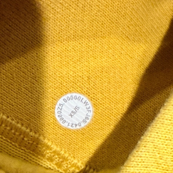 Lululemon Athletica Yellow 1/4 Zip Funnel Neck Scuba XS/S - Picture 5 of 5